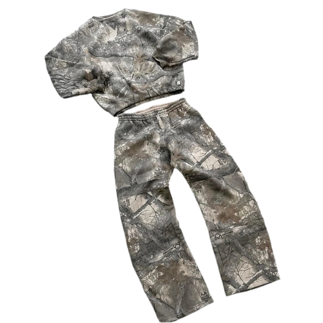 TWO- PIECES CAMOUFLAGE TRACKSUIT